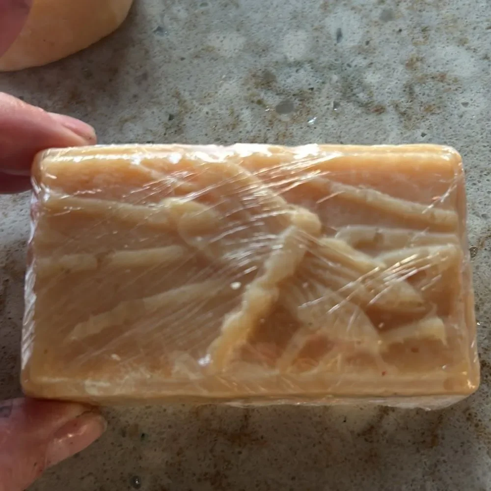Handmade three hand